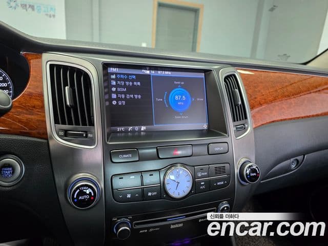 Hyundai Equus(новый кузов / новое поколение) Prestige VVIP팩, 2012 12