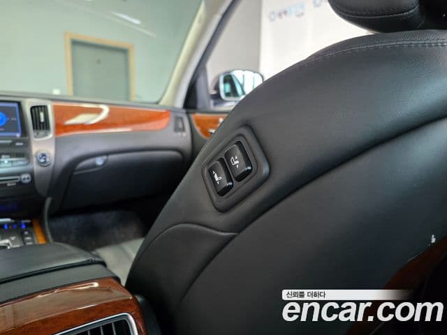 Hyundai Equus(новый кузов / новое поколение) Prestige VVIP팩, 2012 17