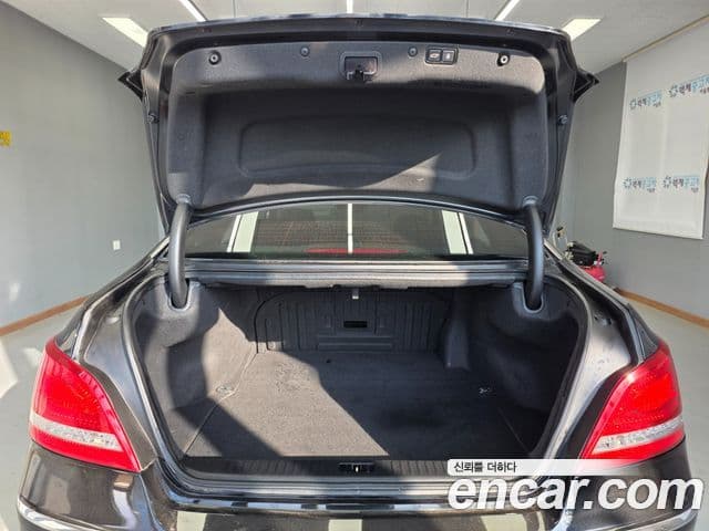 Hyundai Equus(новый кузов / новое поколение) Prestige VVIP팩, 2012 20