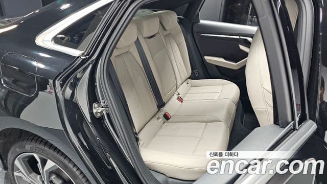 Audi A3 (8Y) Premium, 2024 11