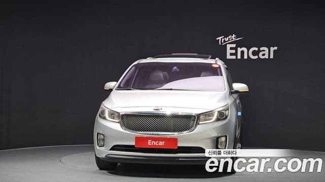 Kia All New Carnival Prestige, 2015 3