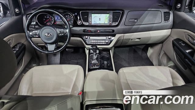Kia All New Carnival Prestige, 2015 7