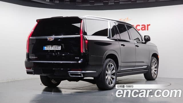 Cadillac Escalade 5세대 ESV Premium Luxury Platinum, 2022 2