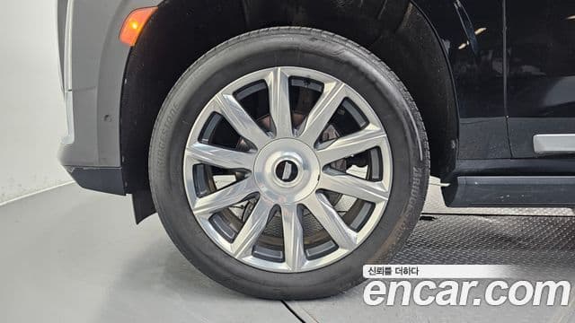 Cadillac Escalade 5세대 ESV Premium Luxury Platinum, 2022 все фото