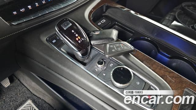 Cadillac Escalade 5세대 ESV Premium Luxury Platinum, 2022 9