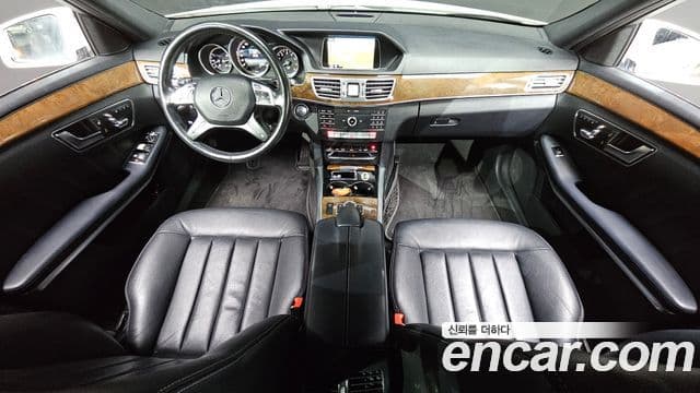 Mercedes-Benz E-класс W212 E300 Elegance, 2016 7