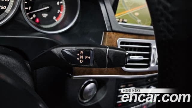 Mercedes-Benz E-класс W212 E300 Elegance, 2016 9