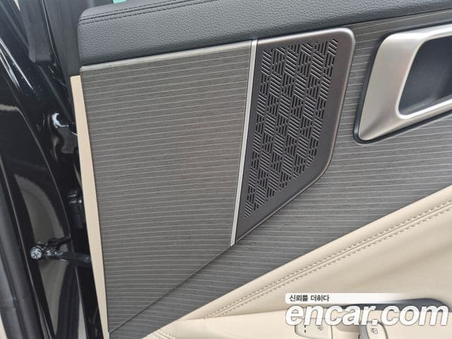 Kia The / новый New K8 гибрид Signature, 2026 17