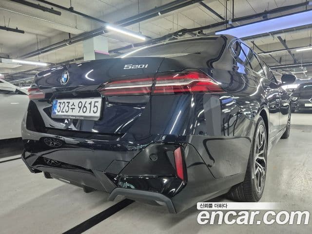 BMW 5시리즈 (G60) 520i M Sport, 2025 все фото