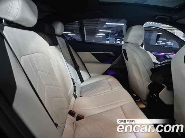 BMW 5시리즈 (G60) 520i M Sport, 2025 14