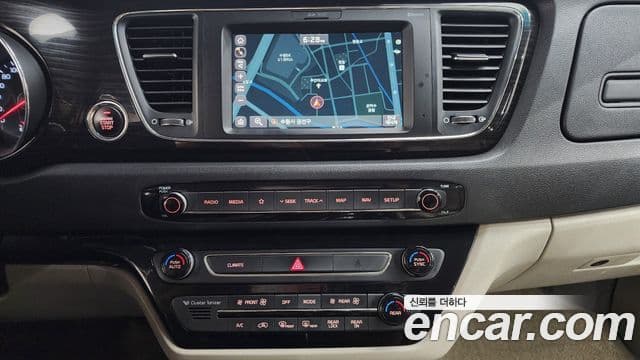 Kia The / новый New Carnival Prestige, 2020 15