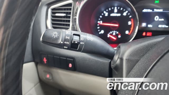 Kia The / новый New Carnival Prestige, 2020 18