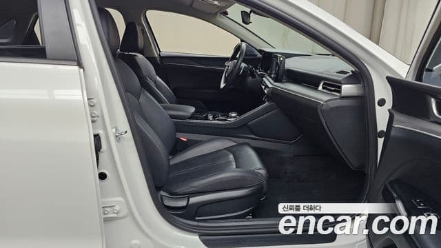 Kia K5 3세대 Trendy, 2021 11