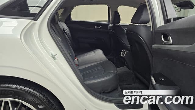 Kia K5 3세대 Trendy, 2022 12