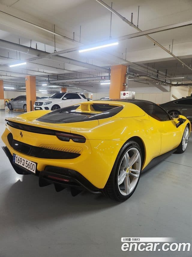 Ferrari 296 GTS 3.0 V6, 2024 6