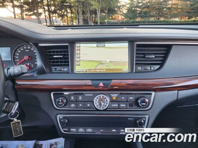 Kia All New K7 3.0 LPI Deluxe (арендный автомобиль), 2017 8