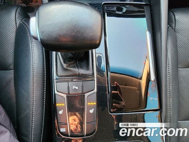 Kia All New K7 3.0 LPI Deluxe (арендный автомобиль), 2017 11