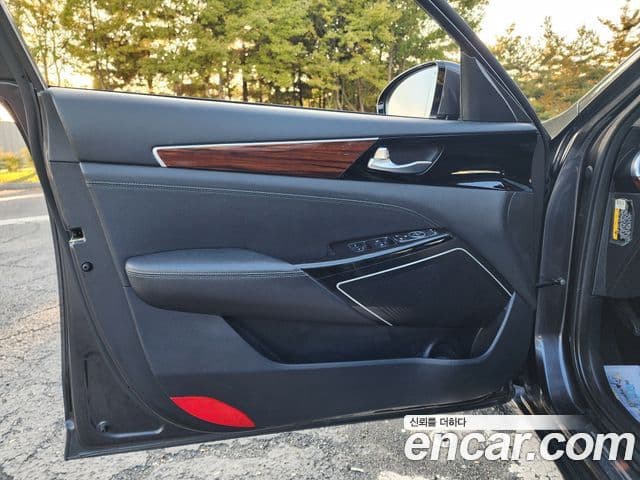 Kia All New K7 3.0 LPI Deluxe (арендный автомобиль), 2017 13