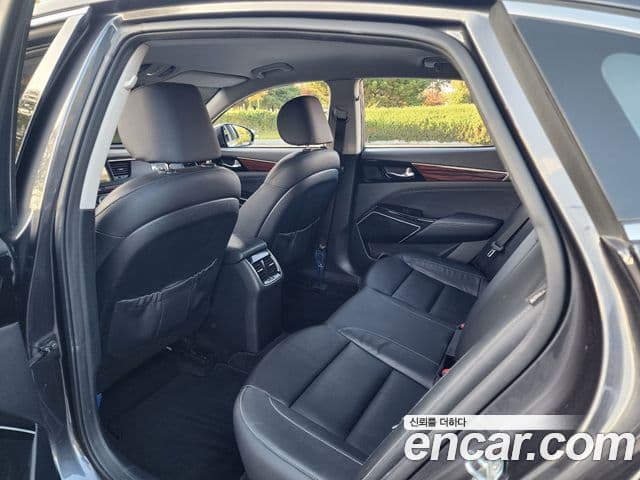 Kia All New K7 3.0 LPI Deluxe (арендный автомобиль), 2017 15