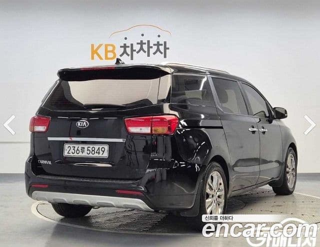 Kia All New Carnival Prestige, 2016 3