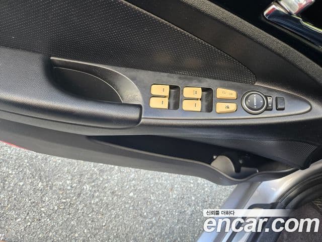 Hyundai YF Sonata Premier, 2010 все фото