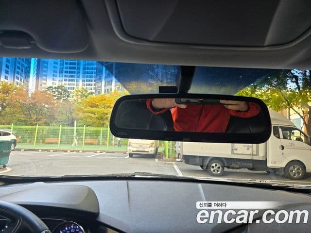 Hyundai YF Sonata Premier, 2010 9