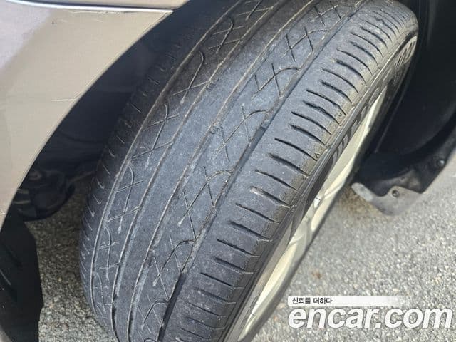 Hyundai YF Sonata Premier, 2010 13