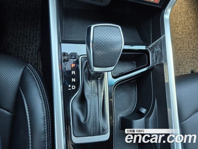 KG모빌리티(SsangYong) Torres T7, 2023 9