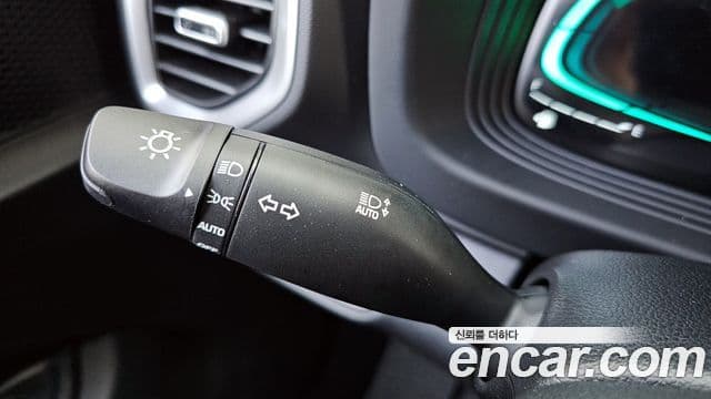 Hyundai Venue Premium, 2026 18