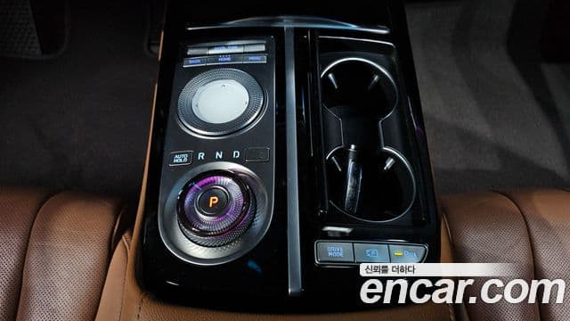 Genesis G80 (RG3) бензин 2.5 турбо AWD, 2021 9