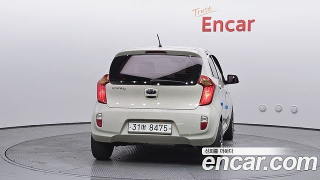 Kia All New Morning Deluxe, 2012 4