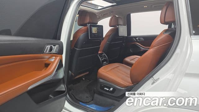BMW X7 (G07) xDrive 40i Design Pure Excellence 6인승, 2021 12