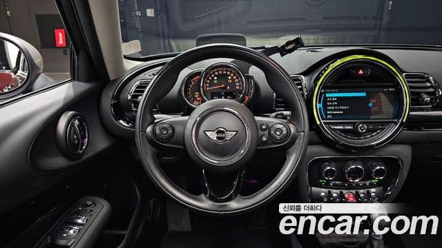 Mini Cooper 클럽맨 2세대, 2018 13