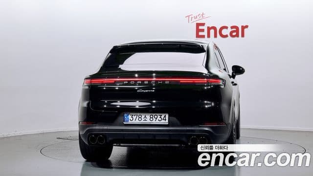 Porsche Cayenne (PO536) 3.0 купе, 2024 4