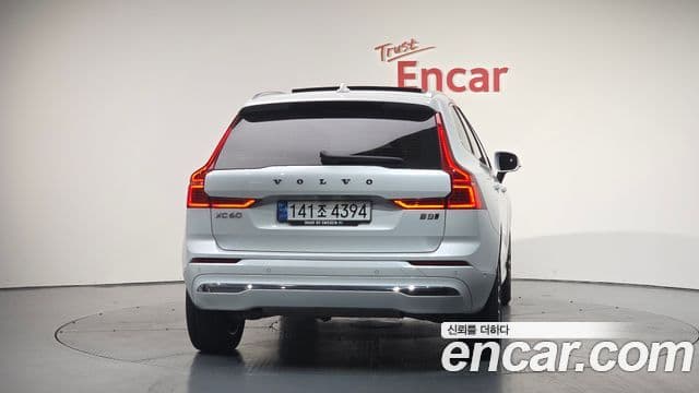 Volvo XC60 2세대 B5 Ultimate Bright, 2023 4