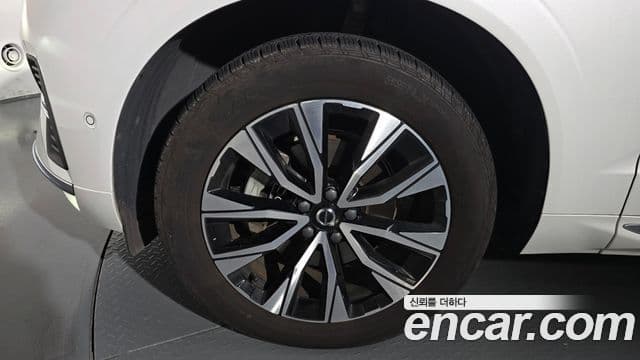 Volvo XC60 2세대 B5 Ultimate Bright, 2023 все фото