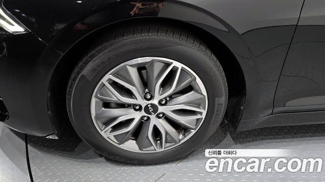 Kia K5 гибрид 3세대 Noblesse, 2022 все фото