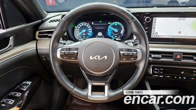 Kia K5 гибрид 3세대 Noblesse, 2022 13