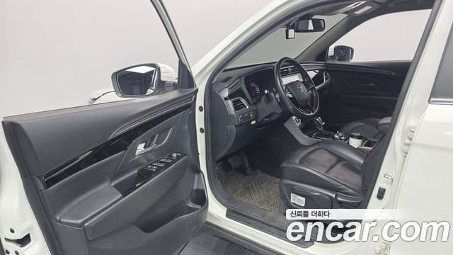 KG모빌리티(SsangYong) Beautiful Korando Plus, 2022 11