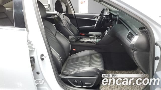 Genesis G70 Elite, 2020 11