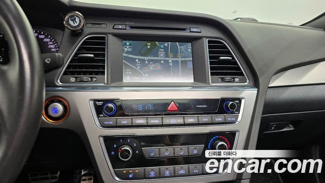 Hyundai LF Sonata 2.0 турбо Smart, 2015 18