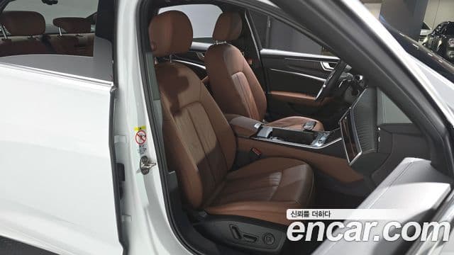 Audi A6 (C8) Premium, 2023 10