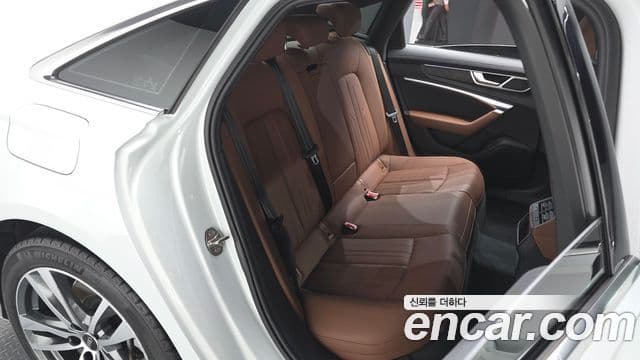 Audi A6 (C8) Premium, 2023 11