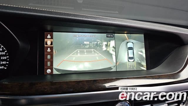 Genesis G90 Premium Luxury, 2021 17