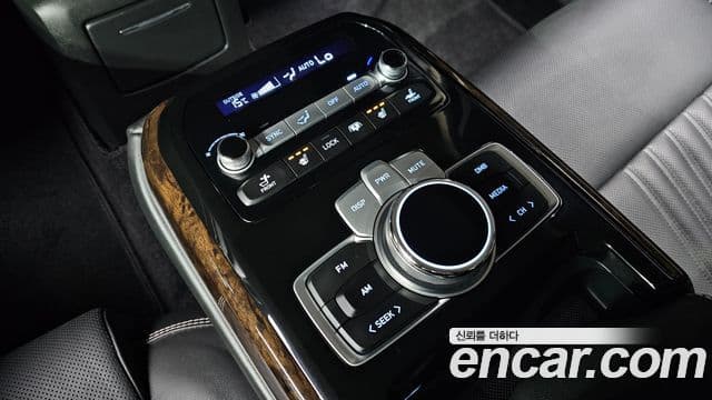 Genesis G90 Premium Luxury, 2021 19