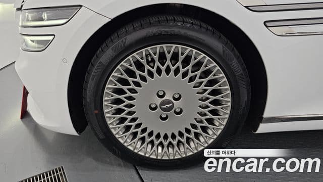 Genesis G80 (RG3) бензин 2.5 турбо AWD, 2024 все фото