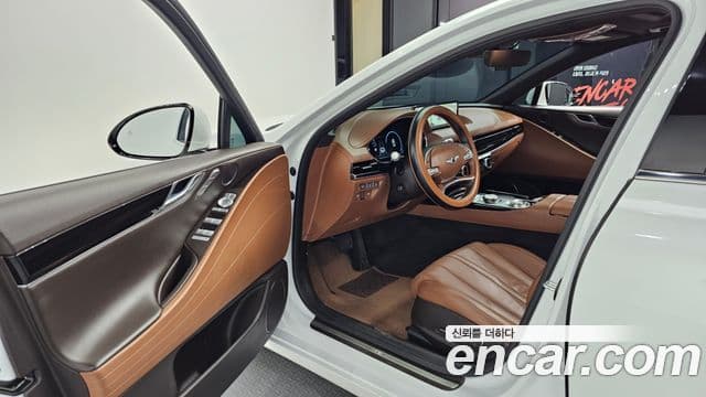 Genesis G80 (RG3) бензин 2.5 турбо AWD, 2024 10