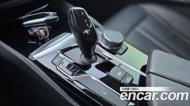 BMW 5시리즈 (G30) Luxury, 2019 9