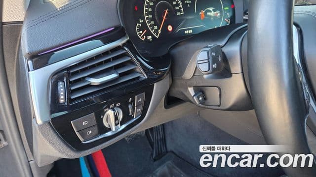 BMW 5시리즈 (G30) Luxury, 2019 16