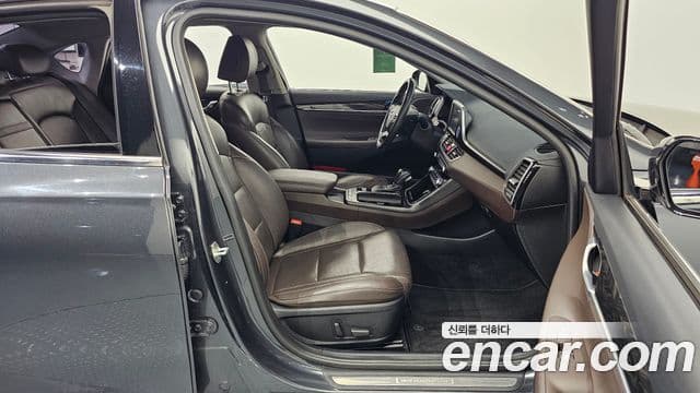 Hyundai Grandeur IG 3.0 LPi Modern (арендный автомобиль), 2019 10